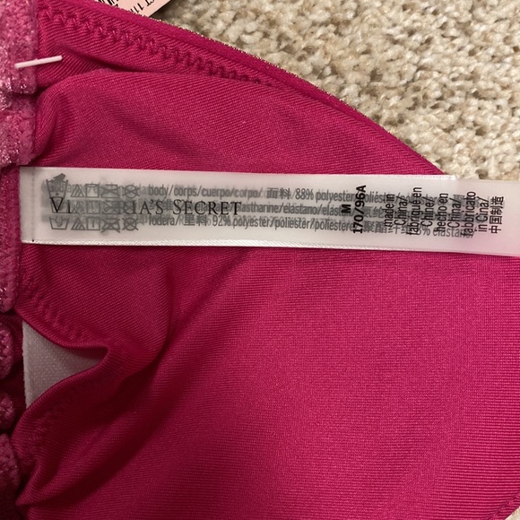 NWT Victoria’s Secret Velvet Pink SZ M Triangle Bikini Top - Picture 6 of 8